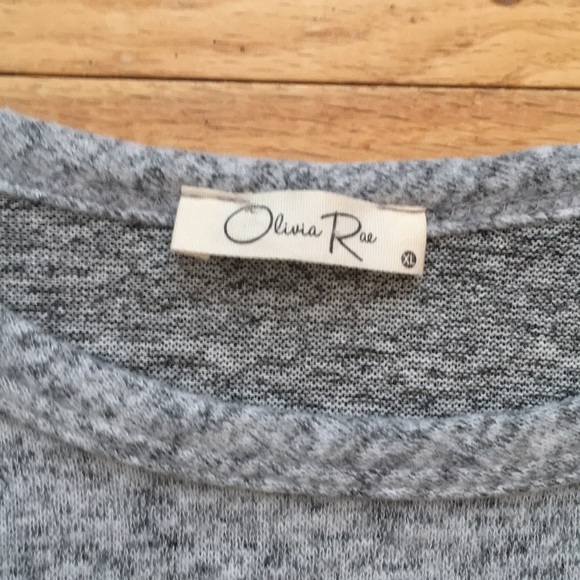 Olivia Rae size knot Top Sweater XL - Picture 6 of 9